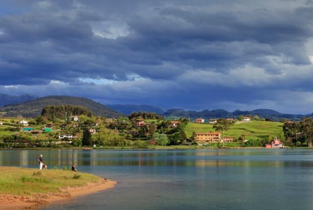 Playa Del Puntal Villaviciosa Asturias Lujo Primera Linea Playa Екстериор снимка